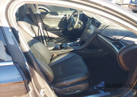 2016 Ford Fusion Titanium z USA, uszkodzony, nr VIN 3FA6P0K99GR375905